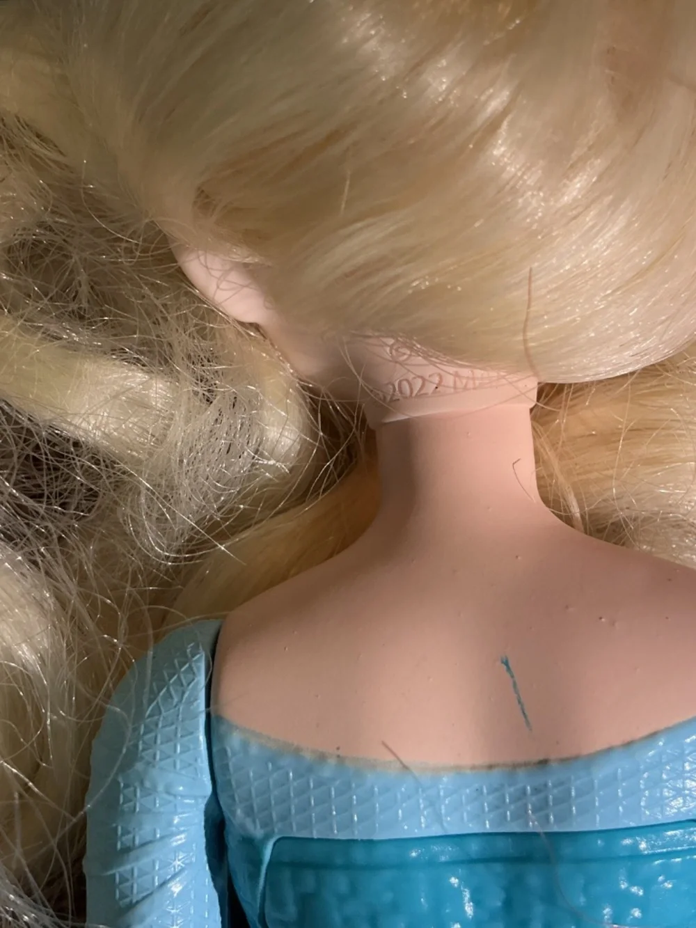 2022 Disney Frozen Mattel Anna And Elsa dolls